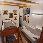 La Casa Degli Artisti - Presso Sussy Апартаменты