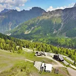 La Casa Degli Artisti - Presso Sussy Апартаменты *